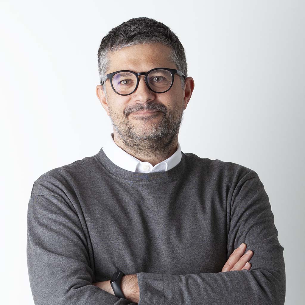 The picture of Francesco Di Bella, an architect at Fantetti. He works in retail design, designing stores for some of the most famous luxury brand in the world, as Gucci.