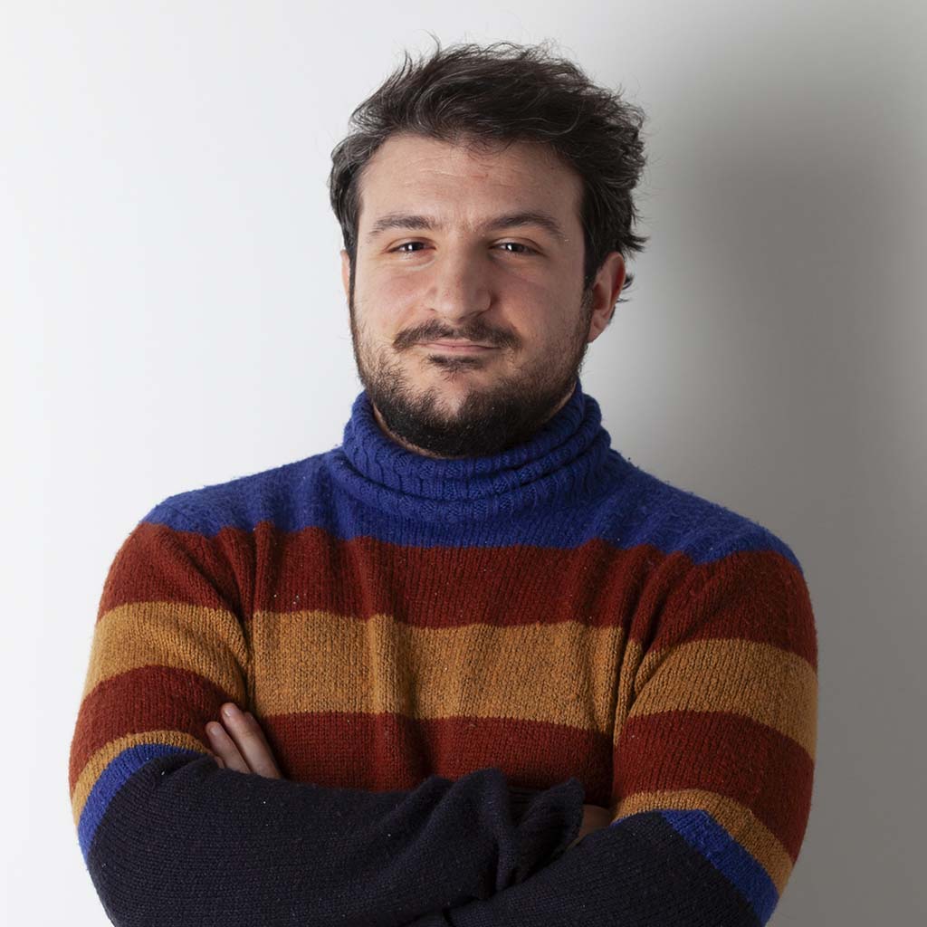 The picture of Iacopo Tuti, a 3D Visualizer at Fantetti. He produces the images for the retail projects created inside the studio, for firms as Gucci, Marc Jacobs, Marco Bicego and Swarovski.